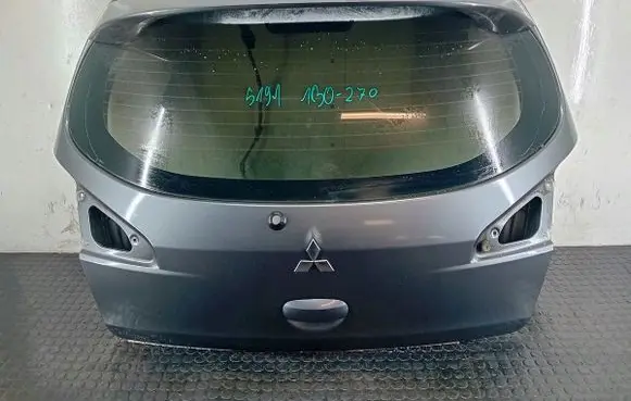 Mitsubishi Colt Tailgate/trunk/boot lid U63