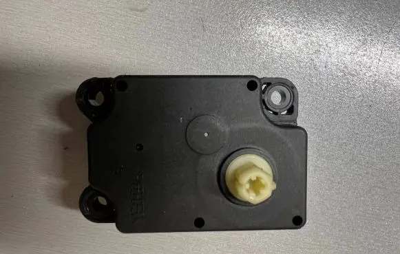 Volvo XC70 Air flap motor/actuator PL1607526 101020 19E616