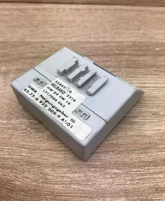 BMW X5 E53 Alarm control unit/module 6923209 5589210