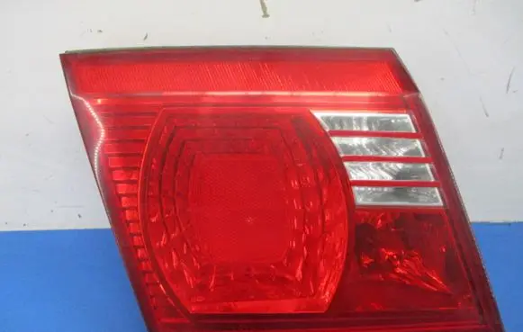 KIA Magentis Rear/tail lights