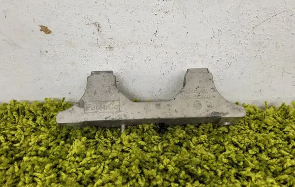 Ford Kuga III Engine mounting bracket LX68111E55BB