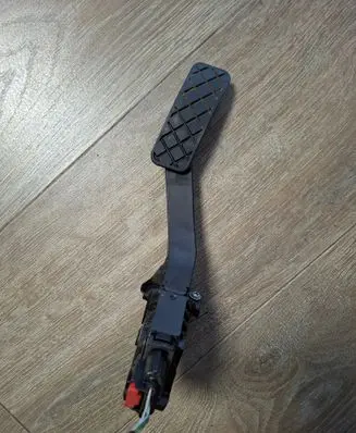 Skoda Karoq Accelerator throttle pedal 5Q2723503D