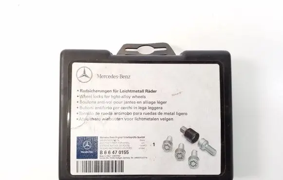 Mercedes-Benz E W212 Nuts/bolts 