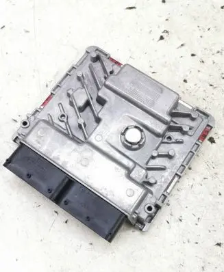 Volkswagen PASSAT B8 Engine control unit/module 06K907425E 5WP4971102