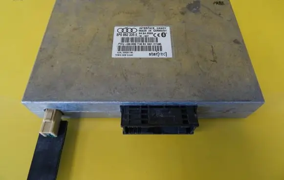 Audi A4 S4 B7 8E 8H Bluetooth control unit module 8P0862335E