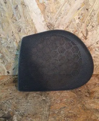 Side speaker trim/cover