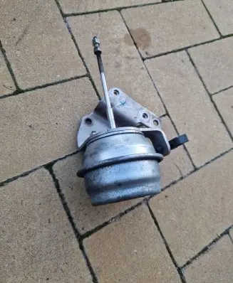 Volvo XC60 Turbine electric control actuator 