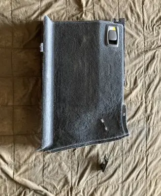 Trunk/boot lower side trim panel