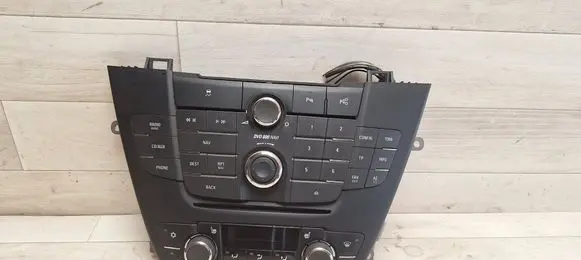 Opel Insignia A Climate control unit 13273102 2022100917