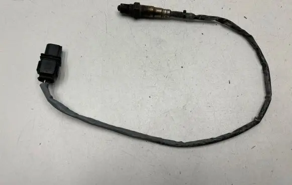 Volkswagen PASSAT B6 Lambda probe sensor 1928405252