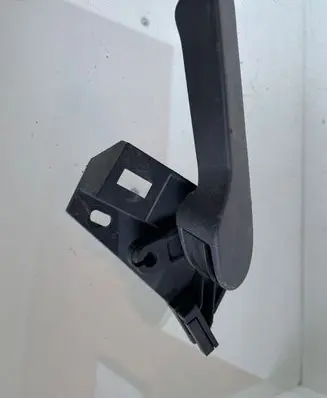 Volkswagen Golf V Engine bonnet (hood) release handle 1J1823533C