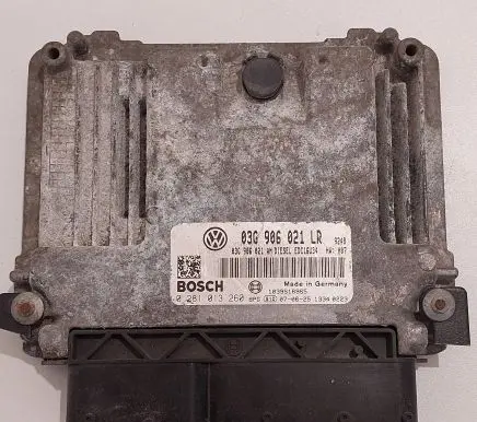 Volkswagen PASSAT B6 Engine control unit/module 03G906021LR 03G906021AN 0281013260