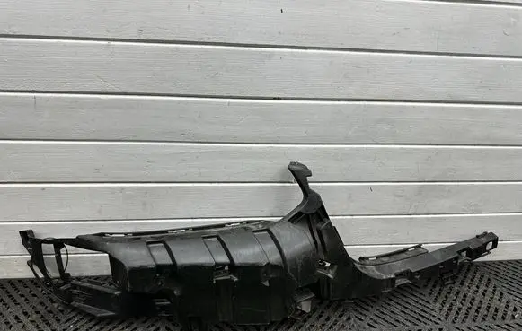BMW X3 G01 Front bumper mounting bracket 8081896