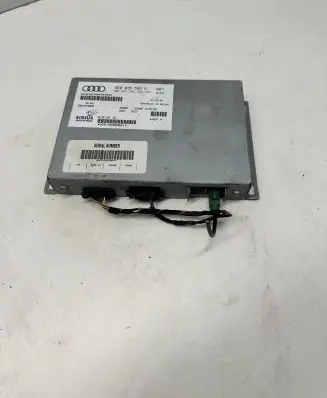 Volkswagen PASSAT B6 Head unit multimedia control 28107969 8E0035593M