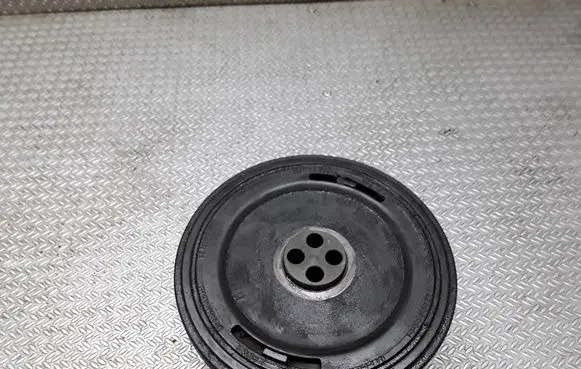 BMW 5 E39 Crankshaft pulley