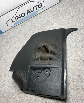 BMW 3 E30 Side speaker trim/cover 1935591