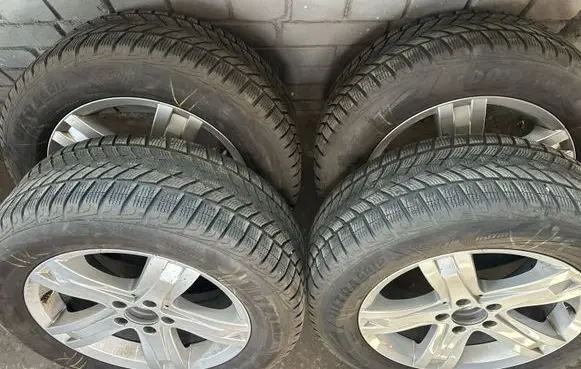Mercedes-Benz GLK (X204) R17 alloy rim A2044015502