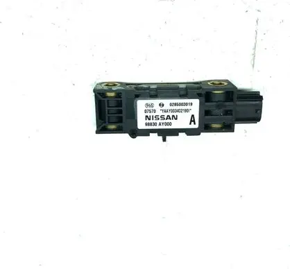 Nissan Primera Airbag deployment crash/impact sensor 98830AY000 0285003019 YAAY003402190