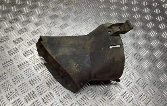 Opel Omega B1 Radiator cooling fan shroud 90529904