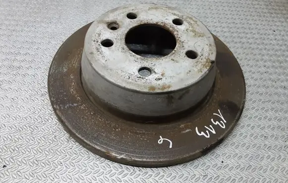 Mercedes-Benz Vito Viano W638 Rear brake disc