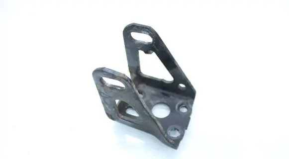 Toyota Prius (XW30) Gearbox mounting bracket
