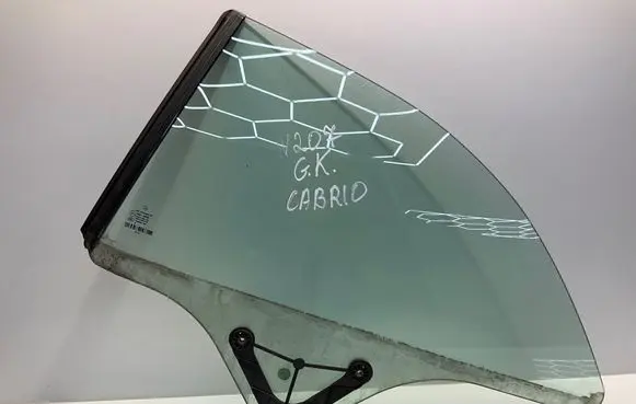 Mercedes-Benz E C207 W207 Rear side window
