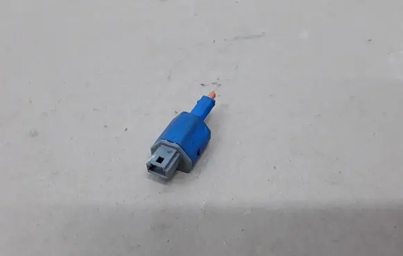 Clutch pedal sensor