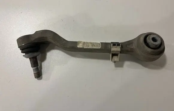 Front lower control arm/wishbone