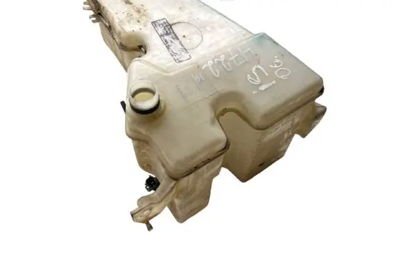 Lexus IS 220D-250-350 Windshield washer fluid reservoir/tank 060851138 HLC33075 E13010143