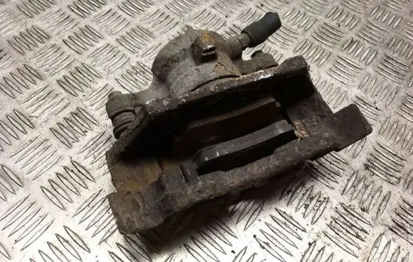 Mercedes-Benz A W168 Front brake caliper LUCOS