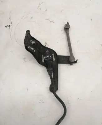 Mitsubishi Outlander Headlight/headlamp level sensor B204508