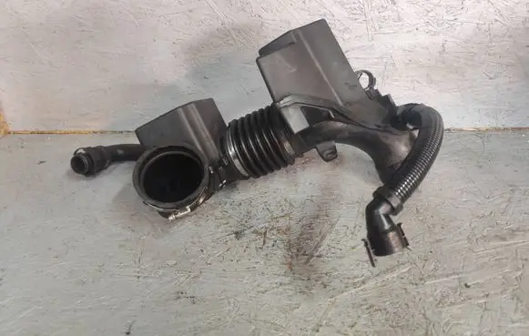 BMW 4 F36 Gran coupe Air intake hose/pipe 857399403 072016 176841