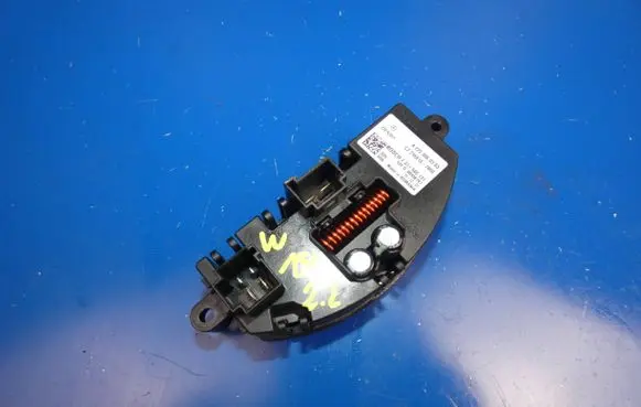 Mercedes-Benz GLA W156 X156 Heater blower motor/fan resistor A2229060303 1035900023 F011500131