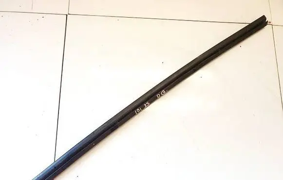 Citroen C8 Rear door glass trim molding