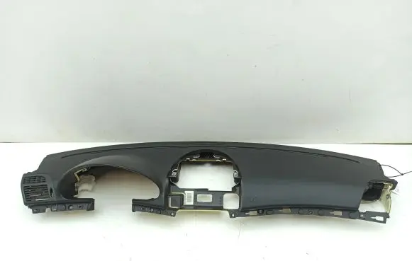 Mercedes-Benz E W211 Dashboard 20041008 001023