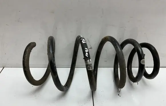 Opel Zafira C Front coil spring