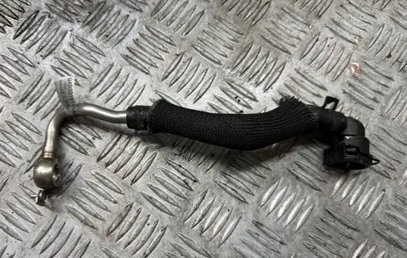 Land Rover Range Rover Velar Oil cooling pipe G4D3310100AD
