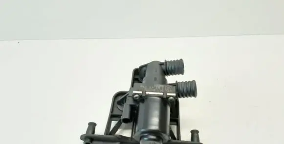BMW 5 E60 E61 Coolant heater control valve 6411692022602 1147412174