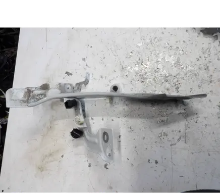 Renault Megane IV Fender mounting bracket