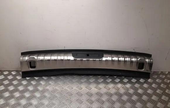 Peugeot 508 II Tailgate/boot lid lock trim 9819348477