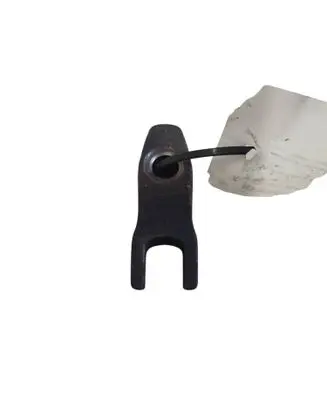 KIA Pro Cee'd I Fuel Injector clamp holder 