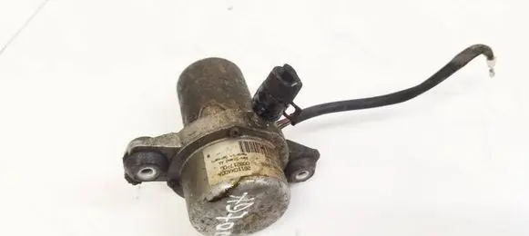 Subaru B9 Tribeca Vacuum pump 26110XA00A 00921700