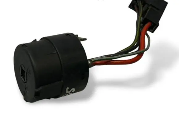 Mercedes-Benz Vito Viano W638 Ignition lock contact 0005458108