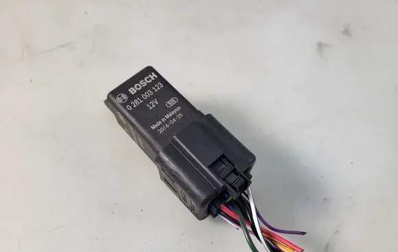 Jaguar XF X260 Glow plug pre-heat relay FX23189E2AC