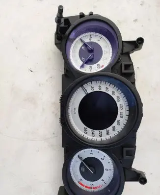 Mercedes-Benz C W204 Speedometer (instrument cluster) A2049004609 A2C81592800 A204900
