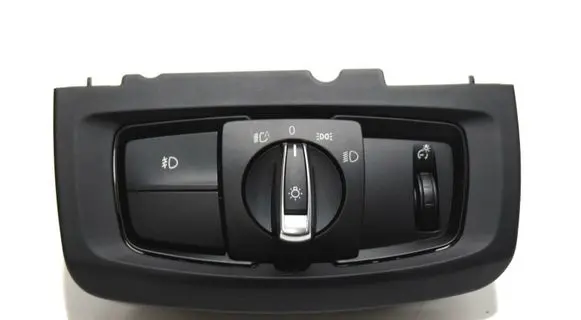 BMW X6 F16 Light switch 9390196 61316824887