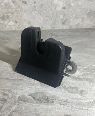 Seat Ibiza IV (6J,6P) Tailgate lock latch 6J3827505