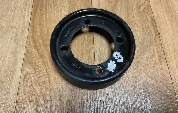 Ford Focus Water pump pulley 8509BA