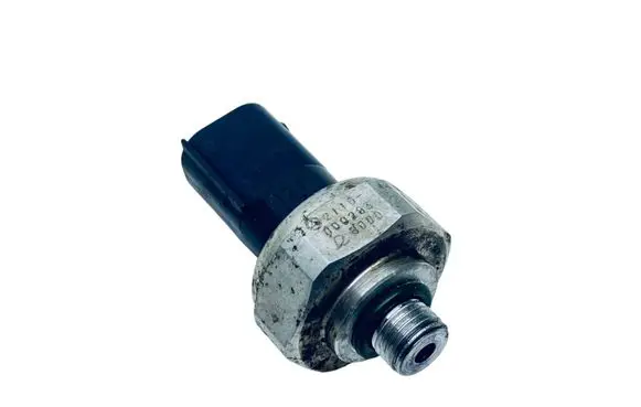 Mercedes-Benz C W205 Air conditioning (A/C) pressure sensor A2110000283