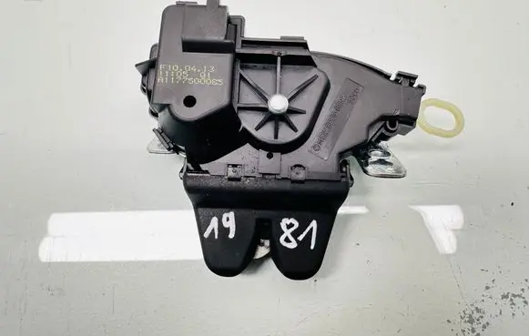 Tailgate/trunk/boot lock/catch/latch